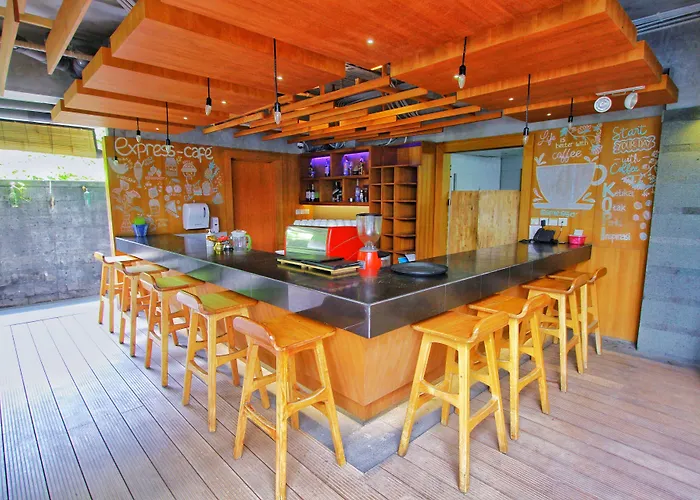 Hotel Swiss-belexpress Kuta 3*